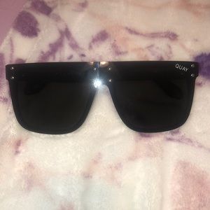 Quay Hidden hills sunnies!